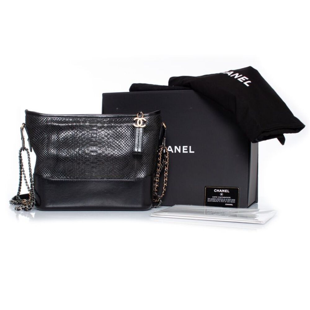 Chanel Medium Gabrielle python bag - Picture 3 of 6